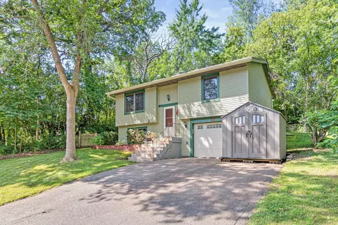 218 Echo Ln, Stillwater, MN 55082