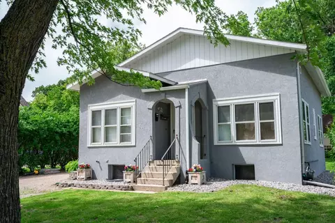 707 6th Ave E, Alexandria, MN 56308