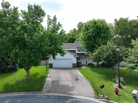 12315 Crown Hill Ct, Burnsville, MN 55337
