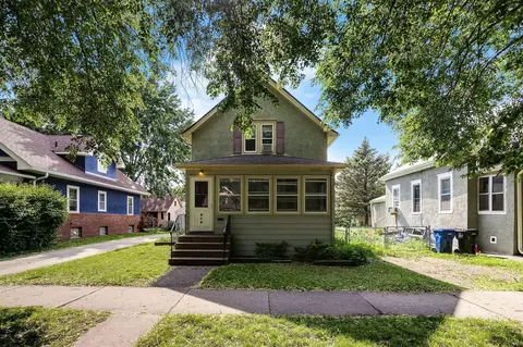 419 Bay St, Saint Paul, MN 55102