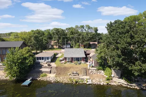 2523 Spring Lake Rd SW, Shakopee, MN 55379