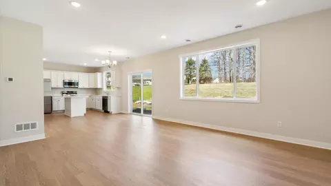 1143 Compton Ave, River Falls, WI 54022 photo 28