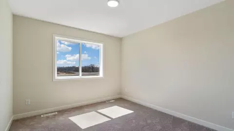 1143 Compton Ave, River Falls, WI 54022 photo 12