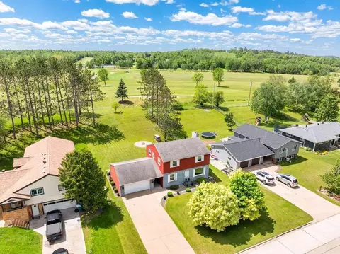 331 Congdon St, Coleraine, MN 55722