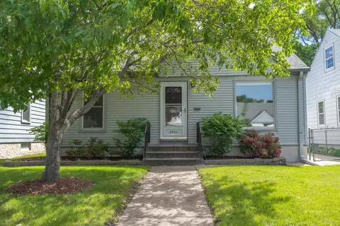 4554 Queen Ave N, Minneapolis, MN 55412