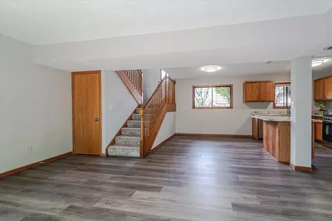3249 Dodd Ln, Eagan, MN 55121 photo 3