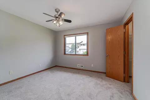 3249 Dodd Ln, Eagan, MN 55121 photo 19