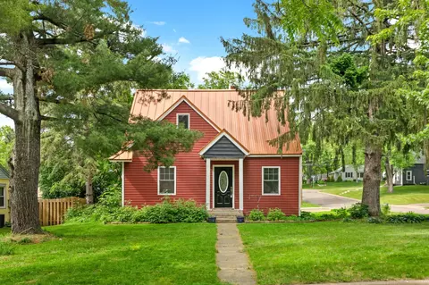 2675 3rd Ave E, North Saint Paul, MN 55109