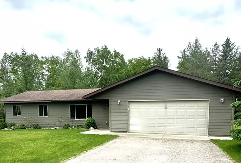 103 Arrowhead Dr, Nevis, MN 56467