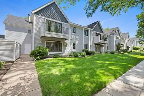 4010 E 52nd St #101, Minneapolis, MN 55417