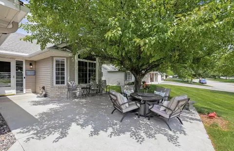 2889 Aldrich Trl, Woodbury, MN 55125