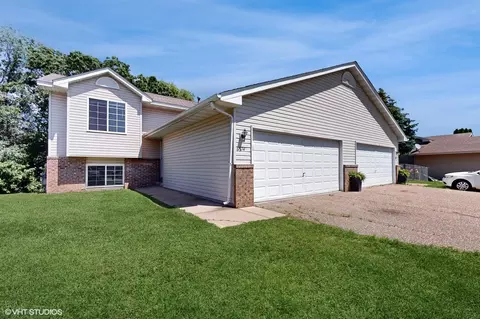6574 381st St, North Branch, MN 55056