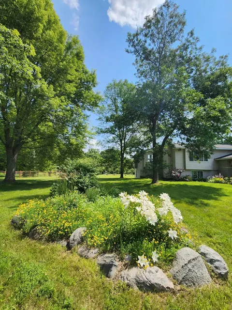 2060 Budd Ave, Independence, MN 55359 photo 2