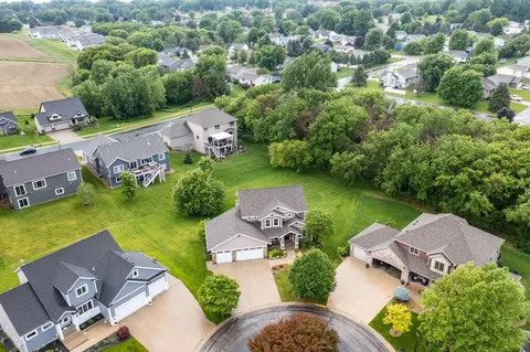 634 Donnington Pl, Byron, MN 55920 photo 2