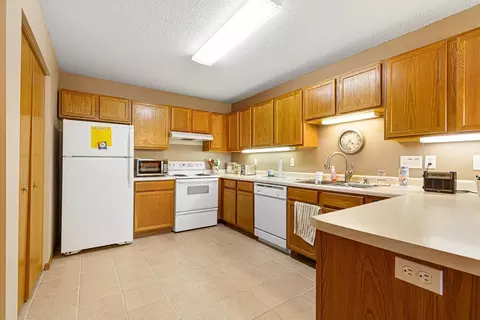 2421 Cornell Dr, Faribault, MN 55021 photo 12