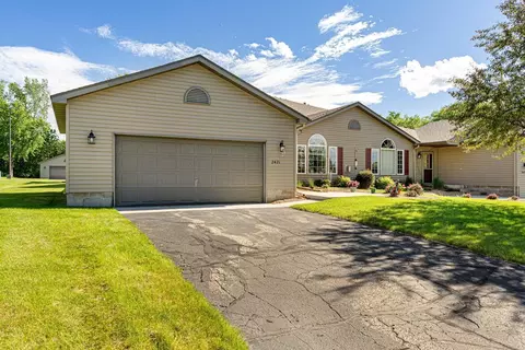 2421 Cornell Dr, Faribault, MN 55021 photo 4