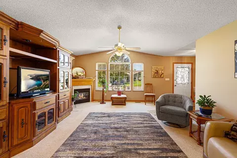 2421 Cornell Dr, Faribault, MN 55021 photo 9