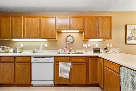 2421 Cornell Dr, Faribault, MN 55021 photo 13