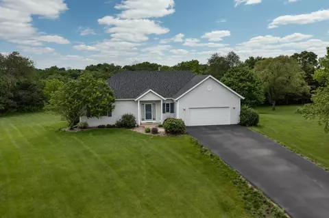 1081 Cedar Ridge Ln SW, Oronoco, MN 55960