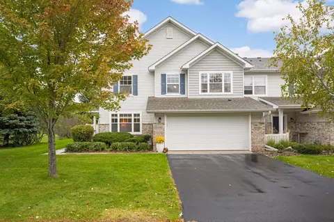 11193 204th St W #201, Lakeville, MN 55044