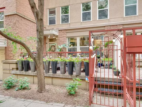 615 N 1st St #121, Minneapolis, MN 55401