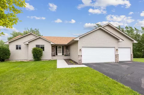 1114 Leo Ln, Buffalo, MN 55313
