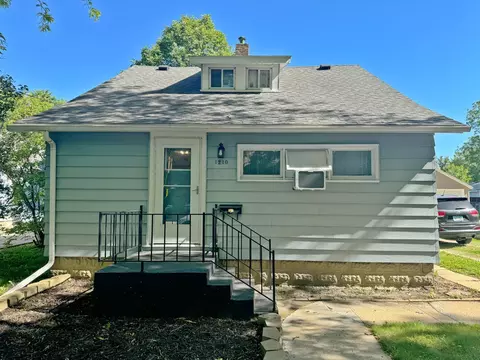 1210 5th Ave NW, Austin, MN 55912 photo 2
