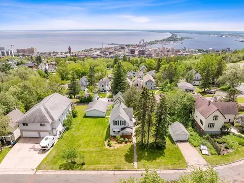118 W 10th St, Duluth, MN 55806 photo 33