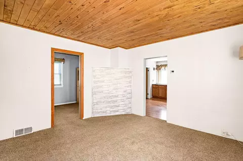 118 W 10th St, Duluth, MN 55806 photo 7