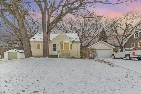 4615 3rd St NE, Minneapolis, MN 55421