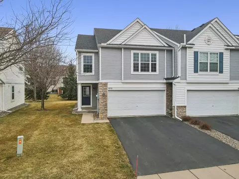 10710 Ironwood Ct, Woodbury, MN 55129