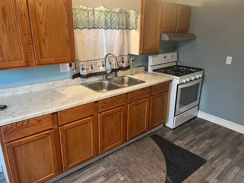 21 7th St NW, Faribault, MN 55021 photo 4