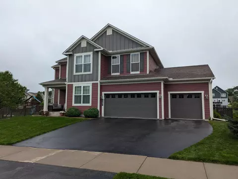 11397 Parkside Trl, Osseo, MN 55369