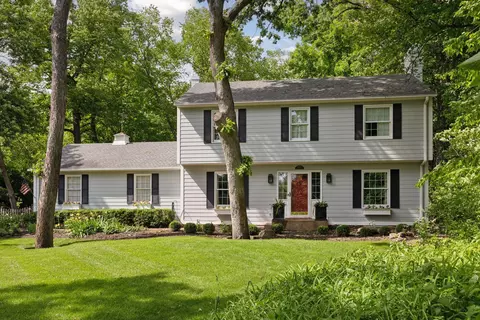 18316 Hermitage Way, Minnetonka, MN 55345