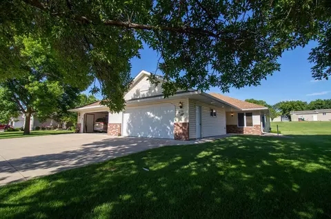 1702 Cedar Ave N, Glencoe, MN 55336 photo 27