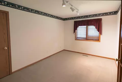 1702 Cedar Ave N, Glencoe, MN 55336 photo 22