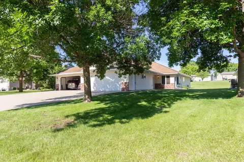 1702 Cedar Ave N, Glencoe, MN 55336 photo 19