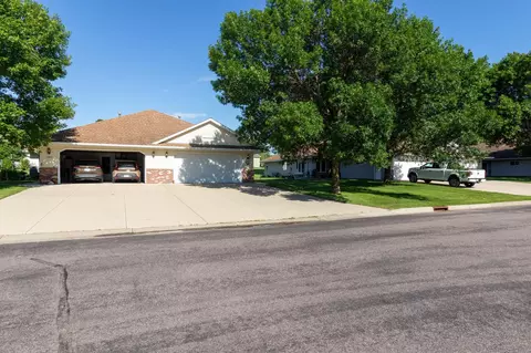 1702 Cedar Ave N, Glencoe, MN 55336 photo 4