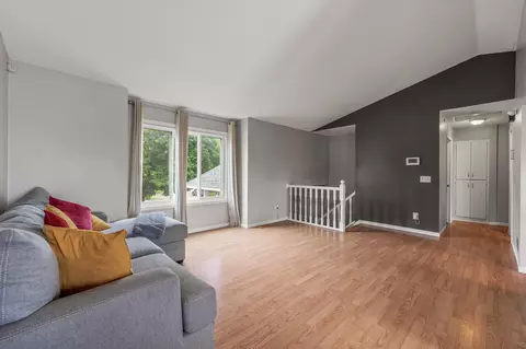 10908 Jersey Ct N, Champlin, MN 55316 photo 5