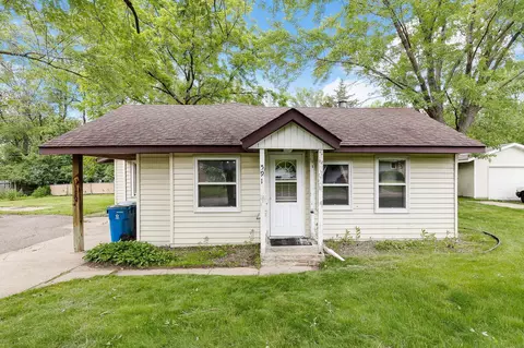 591 Lafayette St NE, Fridley, MN 55432