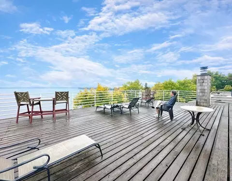 4387 Wilshire Blvd #305, Mound, MN 55364