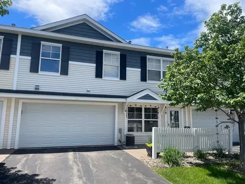 819 Dailey Pl, River Falls, WI 54022