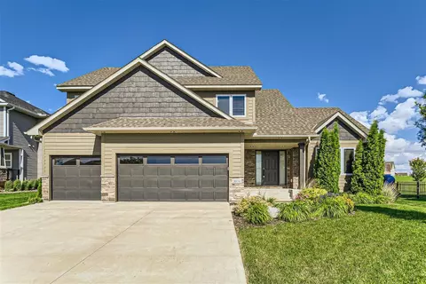 20114 Heath Ave, Lakeville, MN 55044