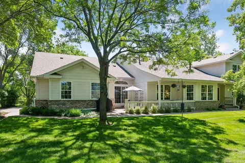 7322 Howard Ln, Eden Prairie, MN 55346