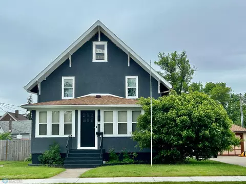 249 6th St NW, Valley City, ND 58072
