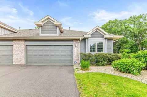 2242 Stephani Cir, Little Canada, MN 55117