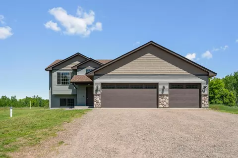 7540 450th St, Harris, MN 55032