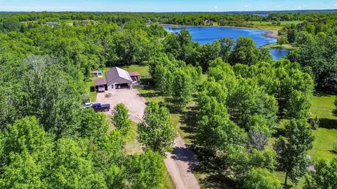 26245 Rice Lake Trl, Detroit Lakes, MN 56501