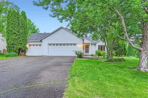 3845 Yellowstone Ct N, Plymouth, MN 55446