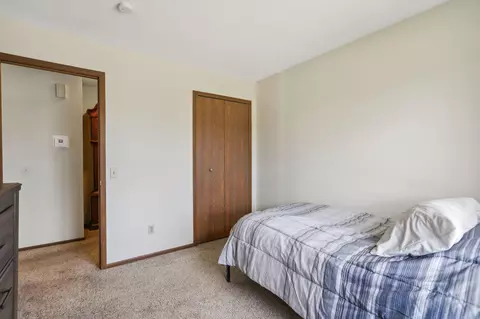 3801 Heather Dr, Eagan, MN 55122 photo 23